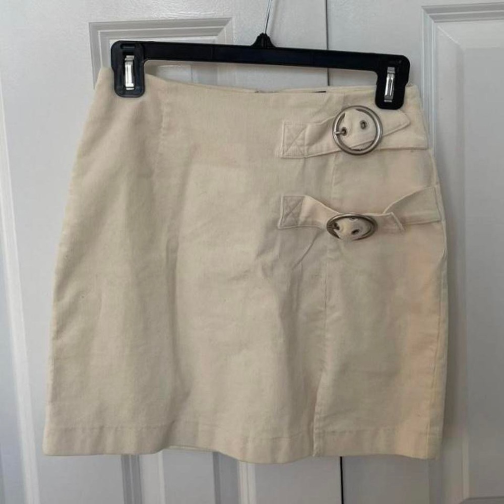 Forever 21 cream skirt
